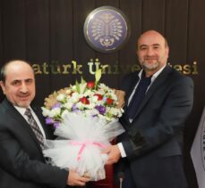 Atatürk Üniversitesi’nde görev değişimi