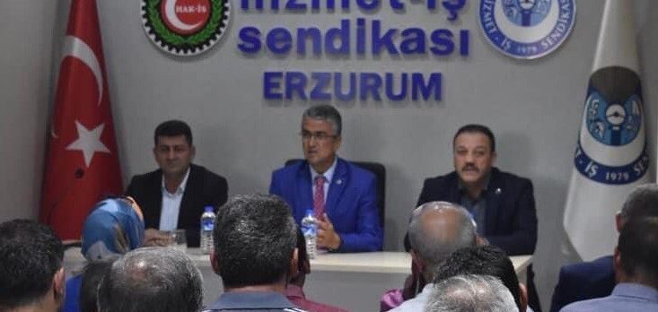 MHP Genel Başkan Yardımcısı  Prof. Dr. Kamil Aydın, temaslarına Hizmet-İş Sendikası Erzurum Şubesini de ekledi.