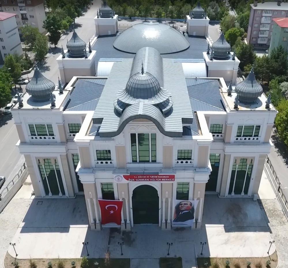 10 yıl önce  kullanılmaz bir hal almıştı. Erzurum Devlet Tiyatroları sahnesi yeni binasına kavuşuyor.