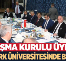 Atatürk Üniversitesi üst yönetimi; “İl Danışma Kurulu üyeleriyle ortak çalışmalar için bir araya geldi.”