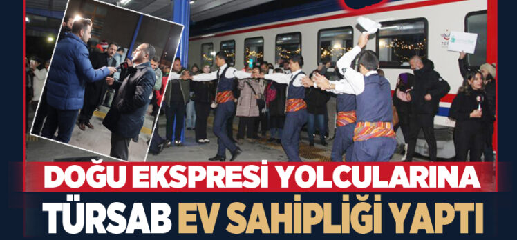 Doğu Ekspresi Treni yolcuları Erzurum’da unutamayacakları keyifli  bir zaman geçirdiler.
