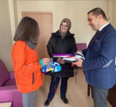 Aile ve Sosyal Hizmetler İl Müdürlüğü başarılı sporcuyu ekipman desteğiyle ödüllendirdi.