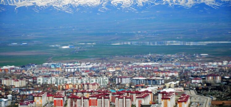TÜİK 2023 Mart dönemi iller konut satış istatistiklerini paylaştı. Erzurum’da ay içinde 874 konutun el değiştirdiği açıklandı