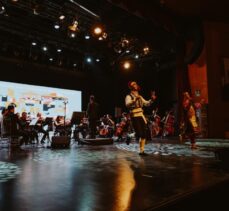 Palandöken Festivali sekizinci gününde konser, tiyatro, söyleşi ve sanat etkinlikleriyle devam etti.