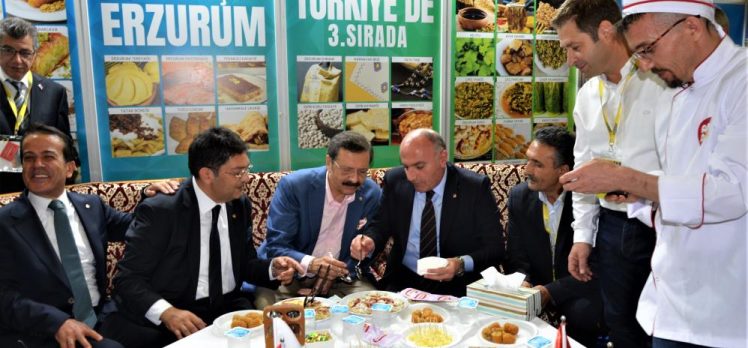 Erzurum, coğrafi tescilli ürünleriyle ANFAŞ Fuar Merkezi’nde düzenlenen Yörex’in gözdesi oldu.