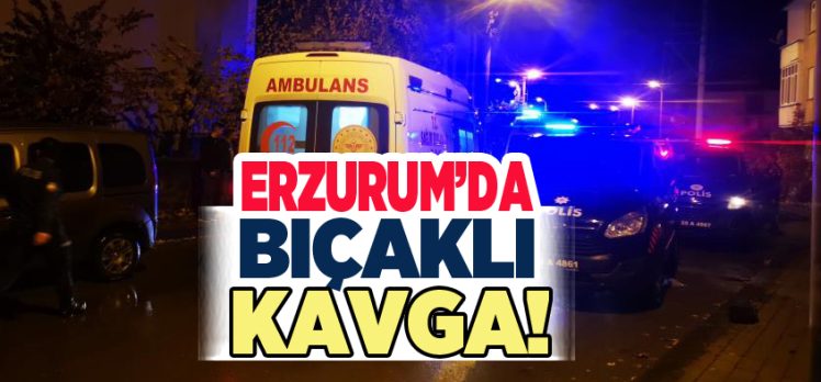 Erzurum Yunus Emre Mahallesi’nde 17 yaşındaki genç ailesinin yanında bıçaklı saldırıya uğradı.