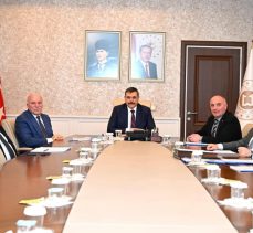Erzurum 2. Organize Sanayi Bölgesi Yönetim Kurulu toplantısı, Vali Çiftçi başkanlığında yapıldı.