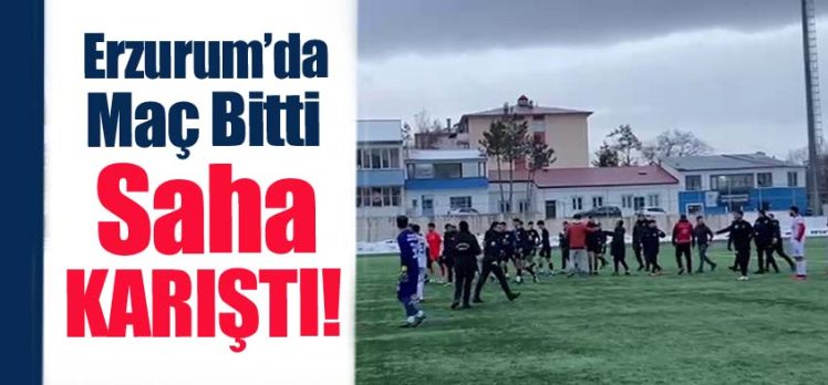 Erzurum’da oynanan amatör küme maçı sonrası iki takımın oyuncuları sahada birbirine girdi.