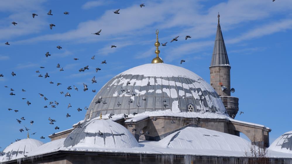 Meteoroloji UYARDI tahminlere göre Erzurum yarın itibariyle iki gün kar yağışlı olacak.