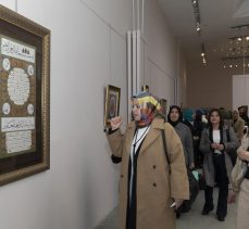 Türk sanatına önemli katkılar yapan Atatürk Üniversitesinde ‘‘Kalemzer’’adlı Hat ve Tezhip sanatı sergisi.