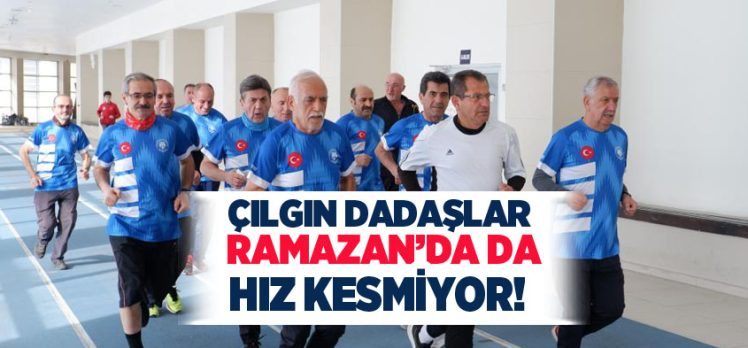 Erzurum’da yaşları 72’yi bulan atletler, maraton için hazırlıklarında Ramazan’da da hız kesmiyor.