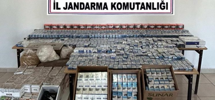 Erzurum İl Jandarma Komutanlığı ekiplerince 3 bin 500 paket kaçak sigara ele geçirildi.