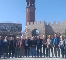 Erzurum Tarih Derneği, yapılan genel kurul ile yoluna Prof. Dr. Ömer Özden ile devam edecek.