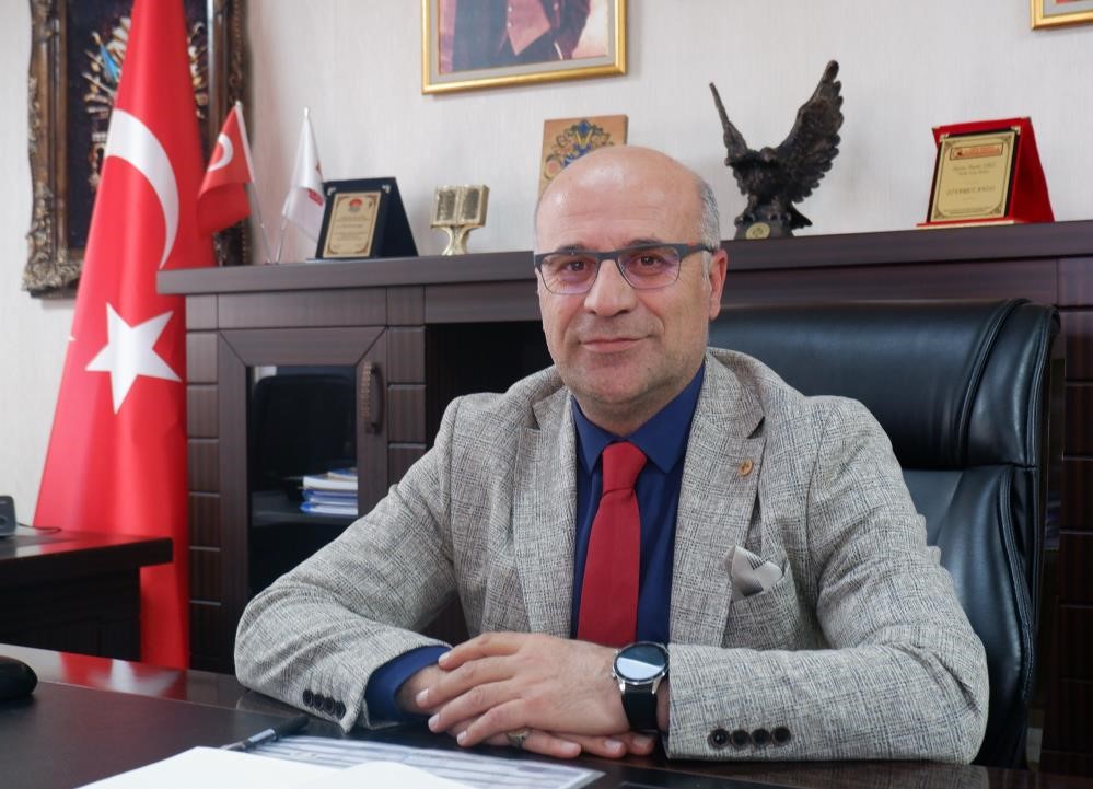 Erzurum Vakıflar Bölge Müdürü Murat Uslu, vakıf kültürünün toplumsal dayanışmanın mihenk taşıdır.