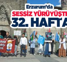 Erzurum’da 32 haftadır sağlıkçılar tarafından düzenlenen sessiz yürüyüş artan destekle devam etti.
