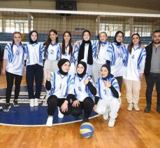 Erzurum GSİM’nin ev sahipliğinde yapılan Yurt Müdürlükleri arası YURTLİG Voleybol maçları başladı.