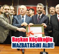 AK Parti İl Başkanlığı’na seçilen İbrahim Küçükoğlu, mazbatasını alarak ikinci dönemine başladı.