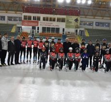 Erzurum Gençlik ve Spor İl Müdürlüğü Türkiye genelinde il karnesinde 11. sırada yer aldı.