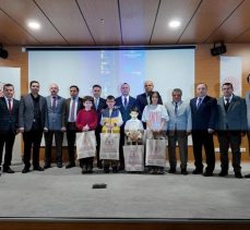 “Kütüphane Haftası” dolayısıyla düzenlenen programa Vali Yardımcısı Çelik ve diğer davetliler katıldı.