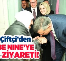 Erzurum Valisi Mustafa Çiftçi,102 yaşındaki Mühibe Bayrak Nine’yi evinde ziyaret etti.