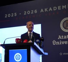 YÖK Başkanı Prof. Dr. Özvar: “Artık yaz okullarında üst sınıflardan da ders alınabilmeli”