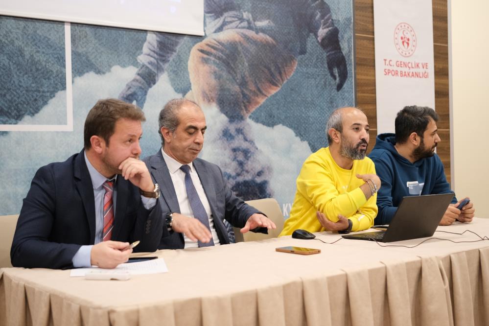 Gençlik ve Spor İl Müdürlüğü ile İŞKUR, TYP kapsamında çalışacak 200 kişi kura ile belirlendi..