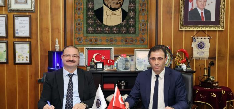 Atatürk Üniversitesi İle KUDAKA arasında “Siber Güvenlik Eğitimi İş Birliği Protokolü” imzalandı… Atatürk Üniversitesi İle KUDAKA arasında “Siber Güvenlik Eğitimi İş Birliği Protokolü” imzalandı…