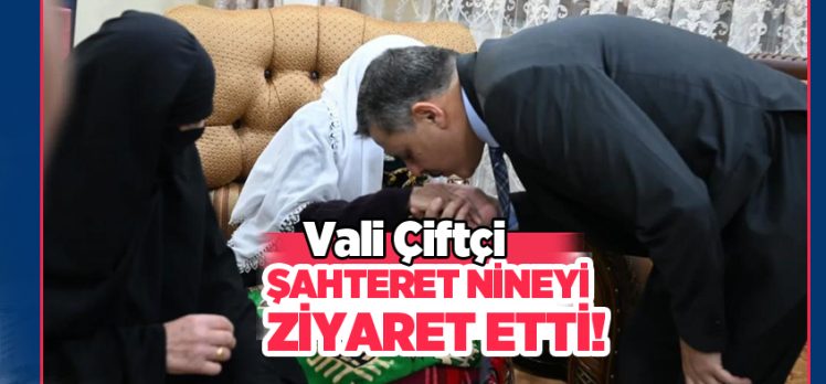 Erzurum Valisi Mustafa Çiftçi, 95 yaşındaki güngörmüşümüz Şahteret Ateş’i ziyaret etti. Erzurum Valisi Mustafa Çiftçi, 95 yaşındaki güngörmüşümüz Şahteret Ateş’i ziyaret etti.