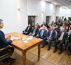 28. yılını dolduran Vali Mustafa Çiftçi, tecrübelerini “Öğretmen Akademileri” programında paylaştı.