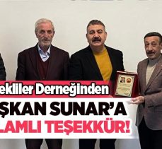 Başkan Sunar’a, “Türkiye Emekliler Derneği Erzurum Şubesi tarafından teşekkür plaketi verildi.”