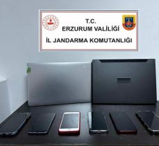 Erzurum’da yasa dışı bahis oynadıkları tespit edilen şüphelilere operasyonda 6 kişi yakalandı.
