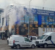 Erzurum Palandöken ilçesinde iftar öncesi bir ekmek fırınında yaşanan patlama korkuttu.